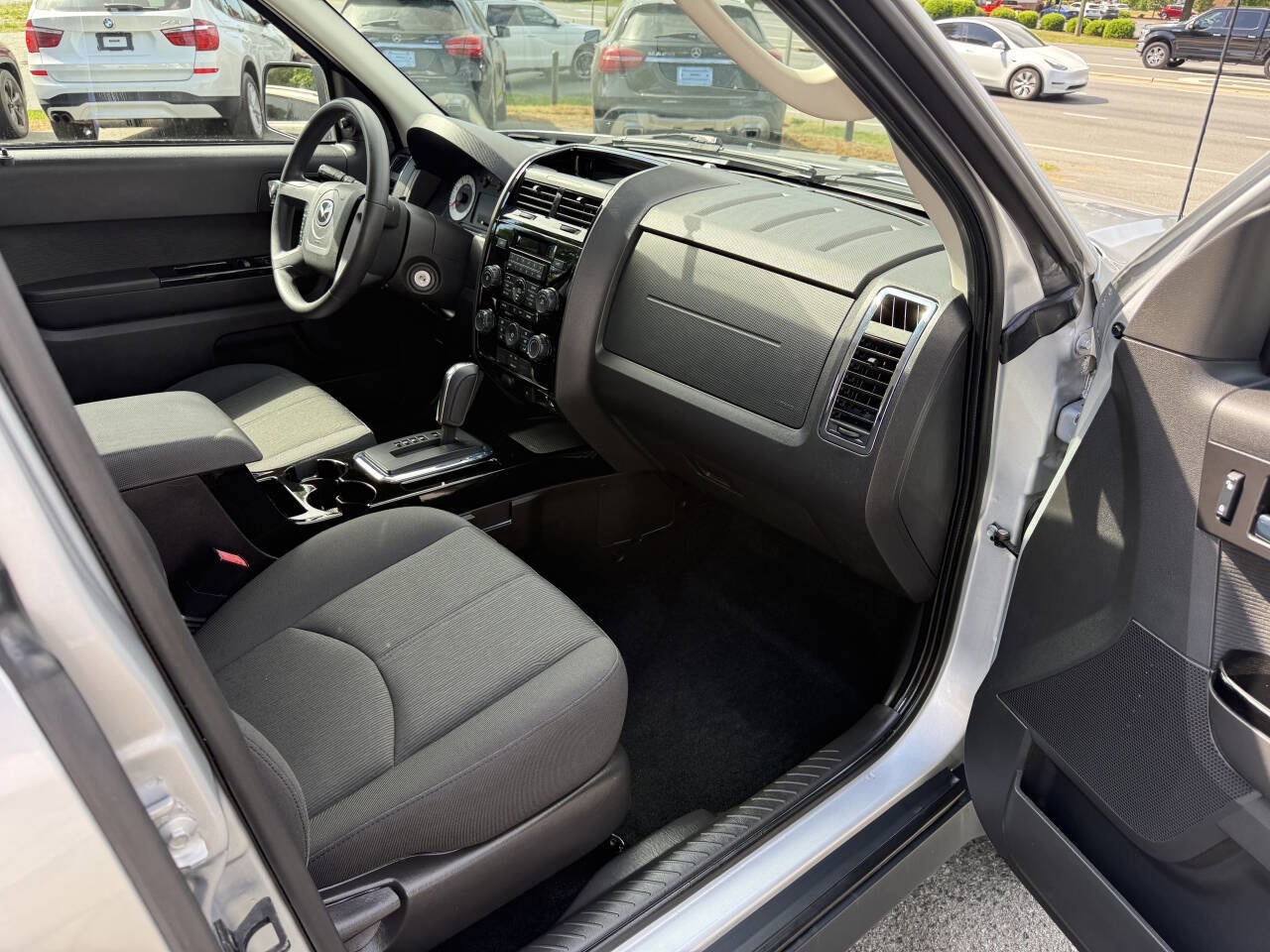 Used 2010 MAZDA Tribute i Sport AWD/4WD image 13