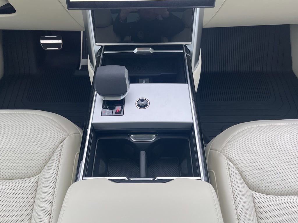 New 2026 Land Rover Range Rover SE AWD/4WD image 22