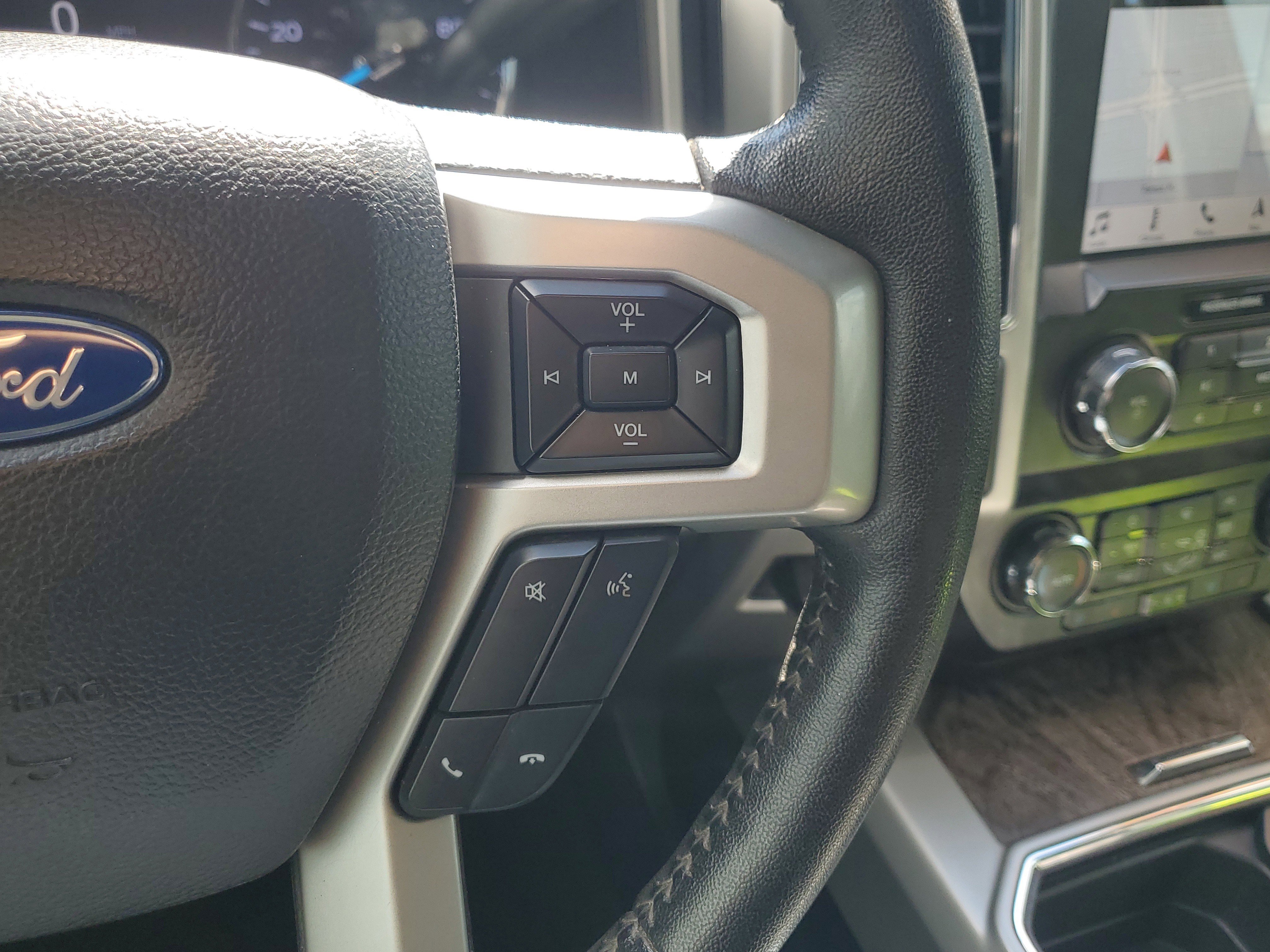 Used 2019 Ford F250 Lariat w/ Lariat Ultimate Package image 23