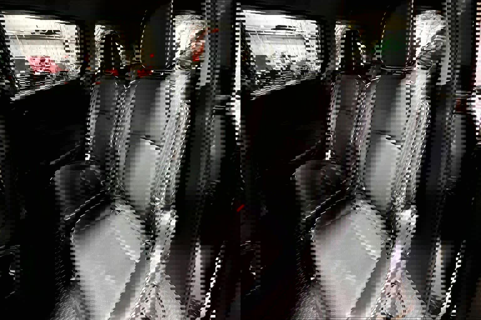 Used 2023 Honda Odyssey Elite image 19