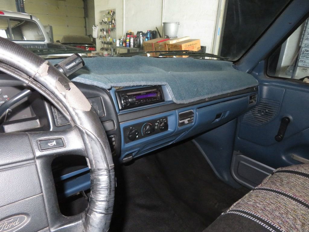 Used 1994 Ford Bronco XL image 31