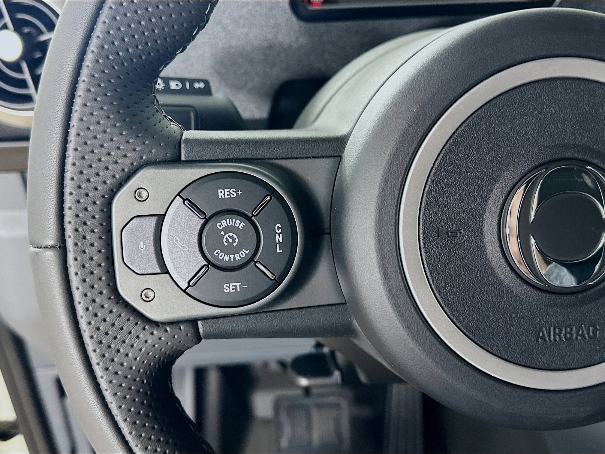 New 2025 INEOS Grenadier Fieldmaster Edition image 19