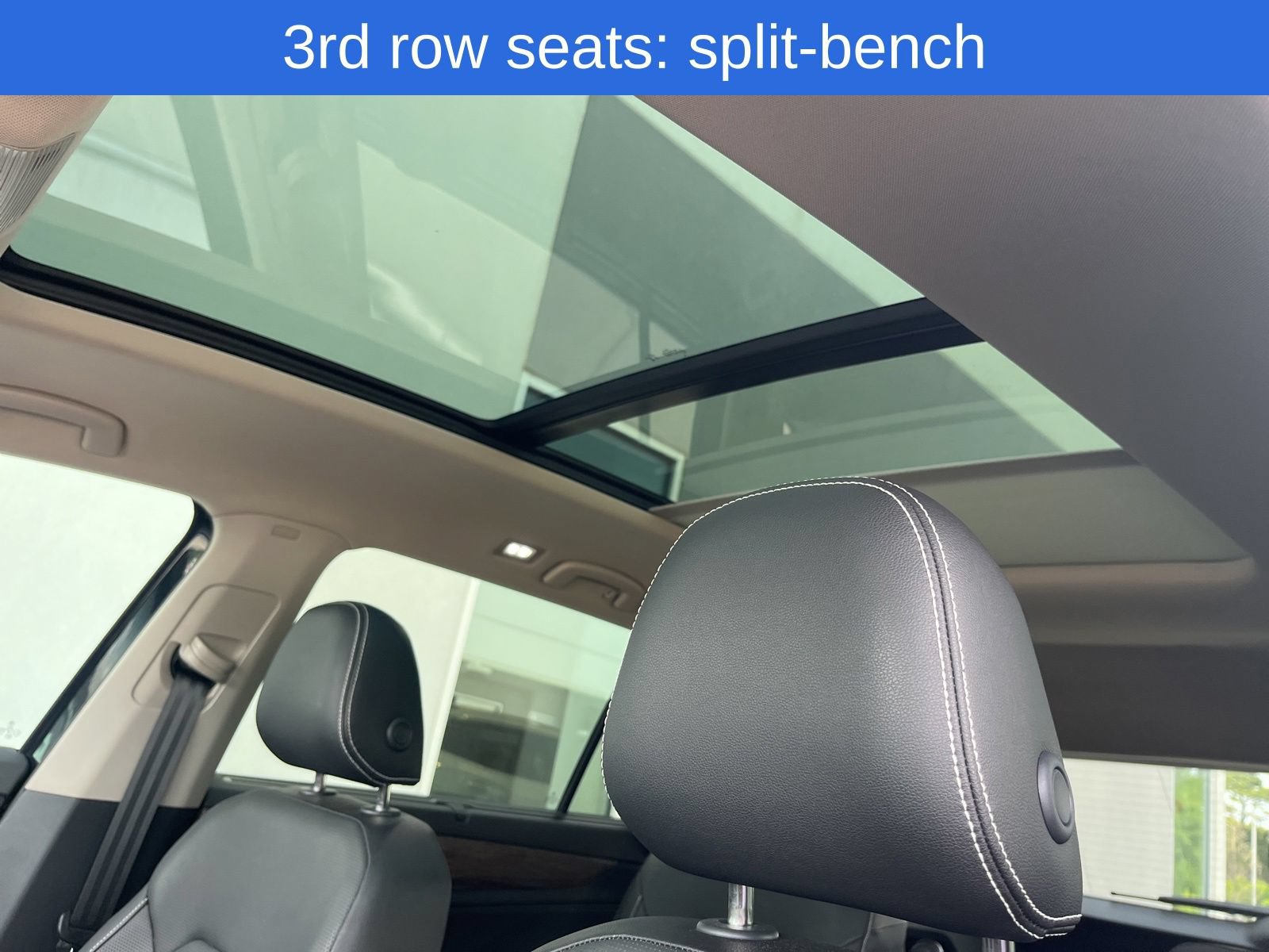 Used 2025 Volkswagen Atlas SEL AWD/4WD image 16