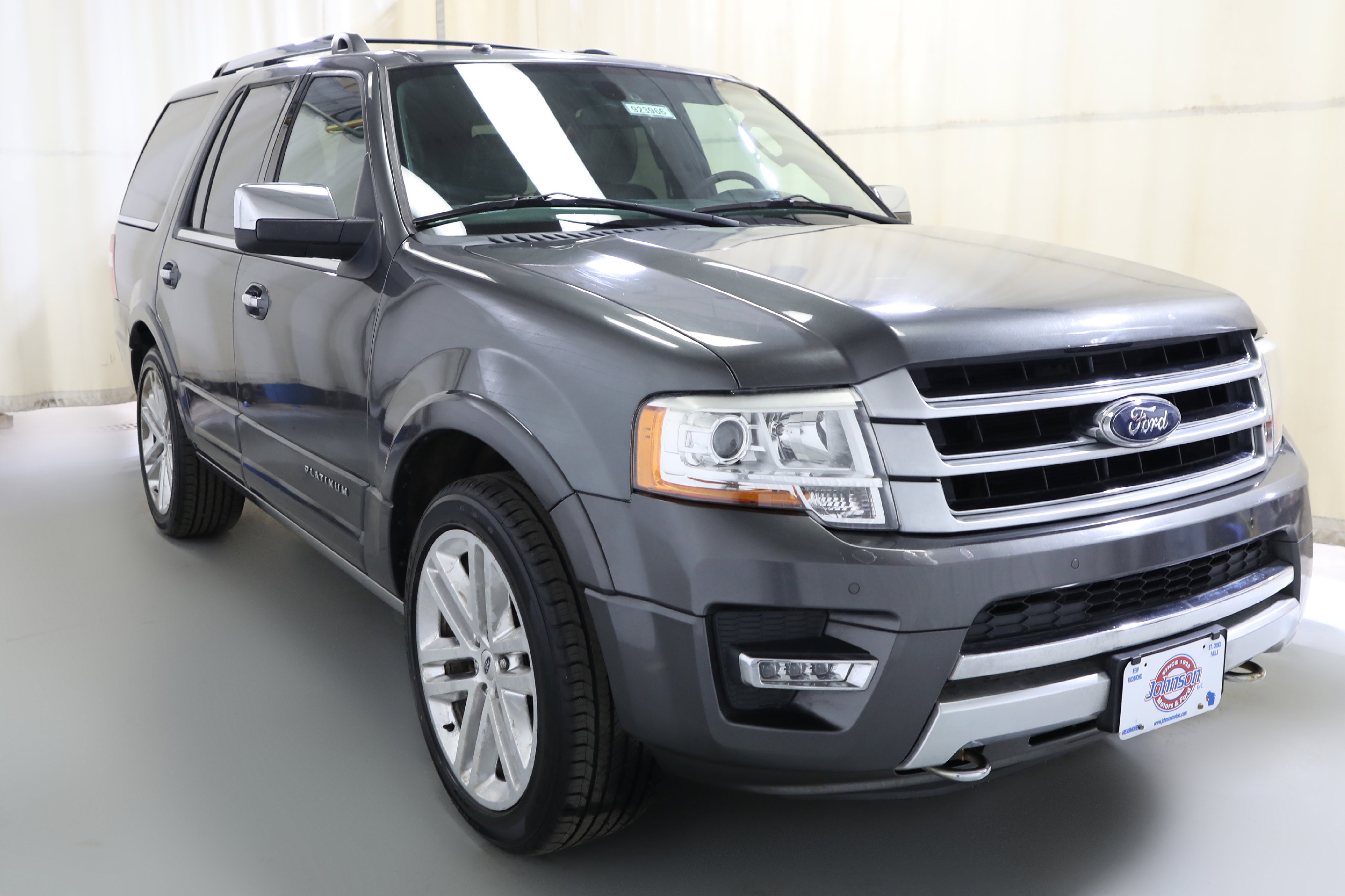Used 2015 Ford Expedition Platinum image 20