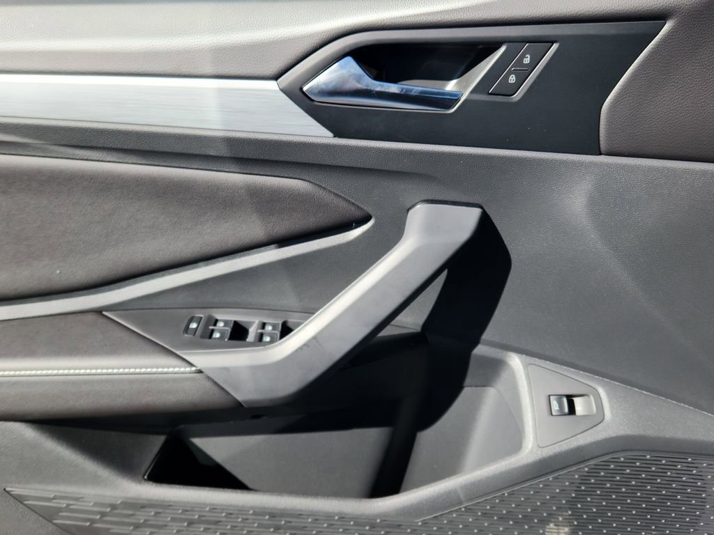 New 2025 Volkswagen Jetta Sport image 7