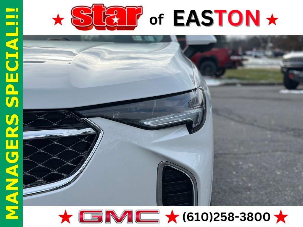 Used 2021 Buick Envision Avenir w/ Technology Package II AWD/4WD image 39