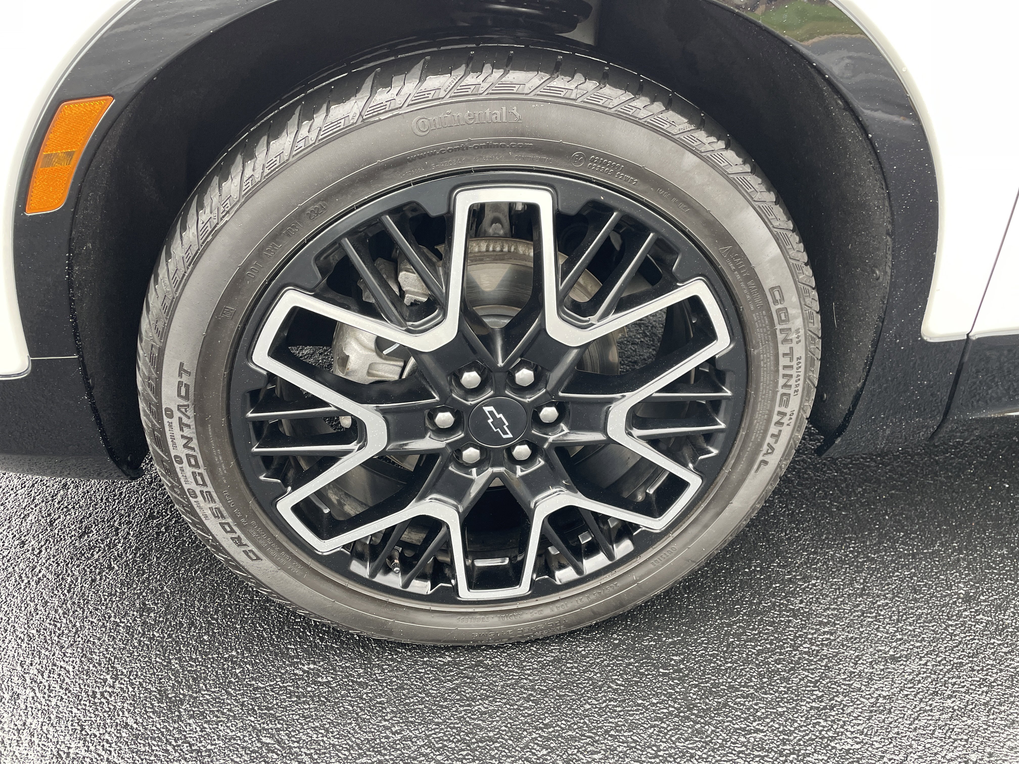 Certified 2024 Chevrolet Blazer RS w/ Driver Confidence II Package image 28