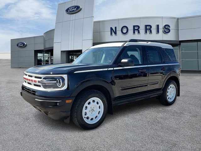 Certified 2023 Ford Bronco Sport Heritage w/ Heritage Convenience Package AWD/4WD image 2