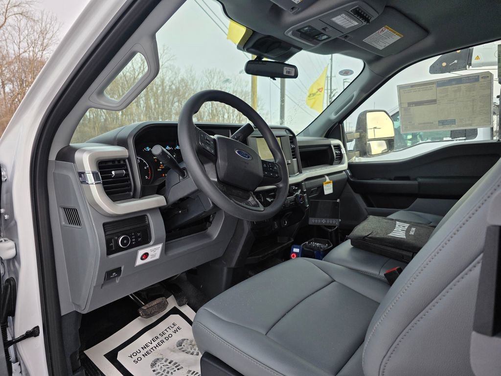 New 2026 Ford F550 4x4 Supercab Super Duty image 42