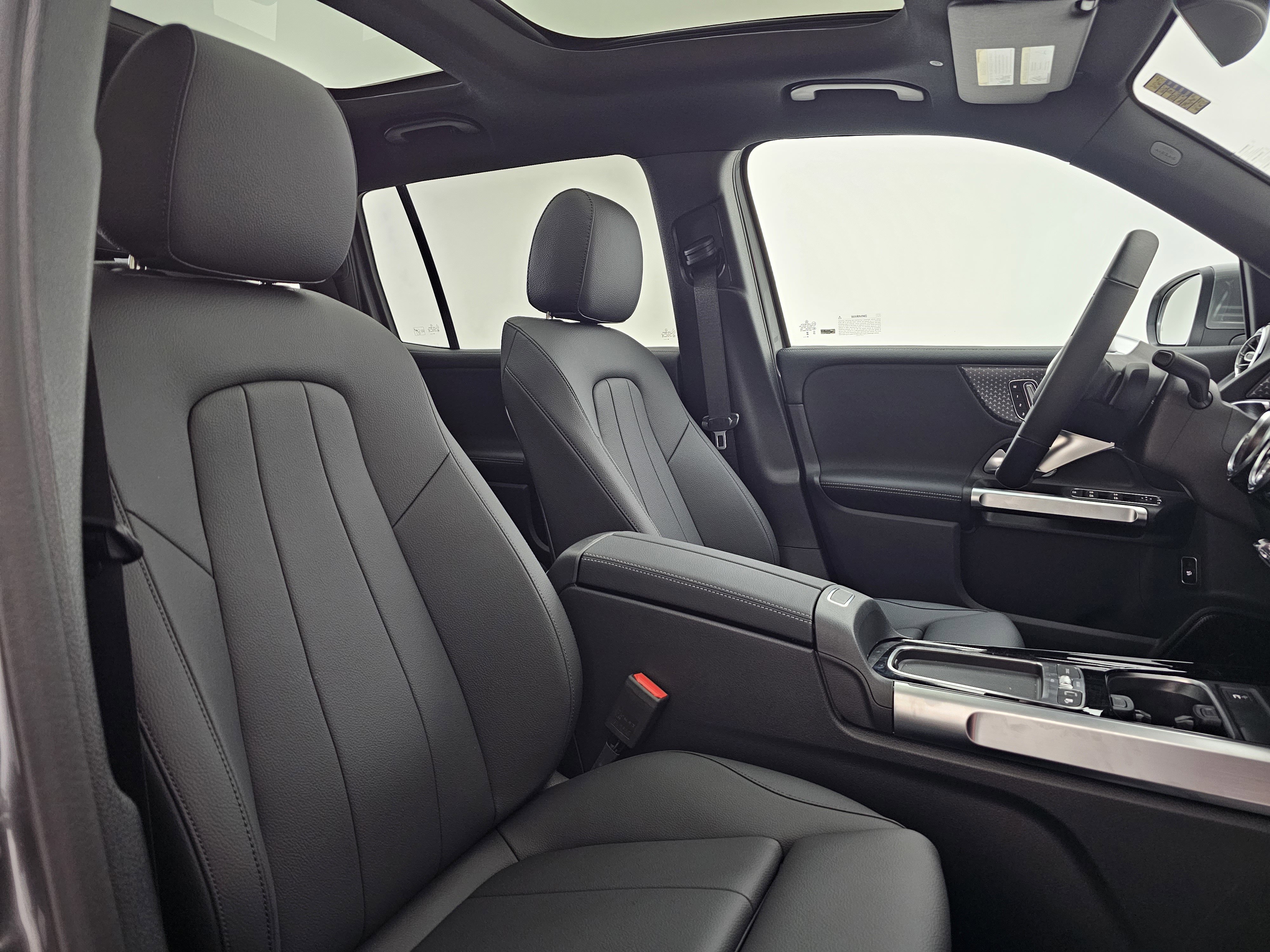 New 2026 Mercedes-Benz GLB 250 4MATIC image 18