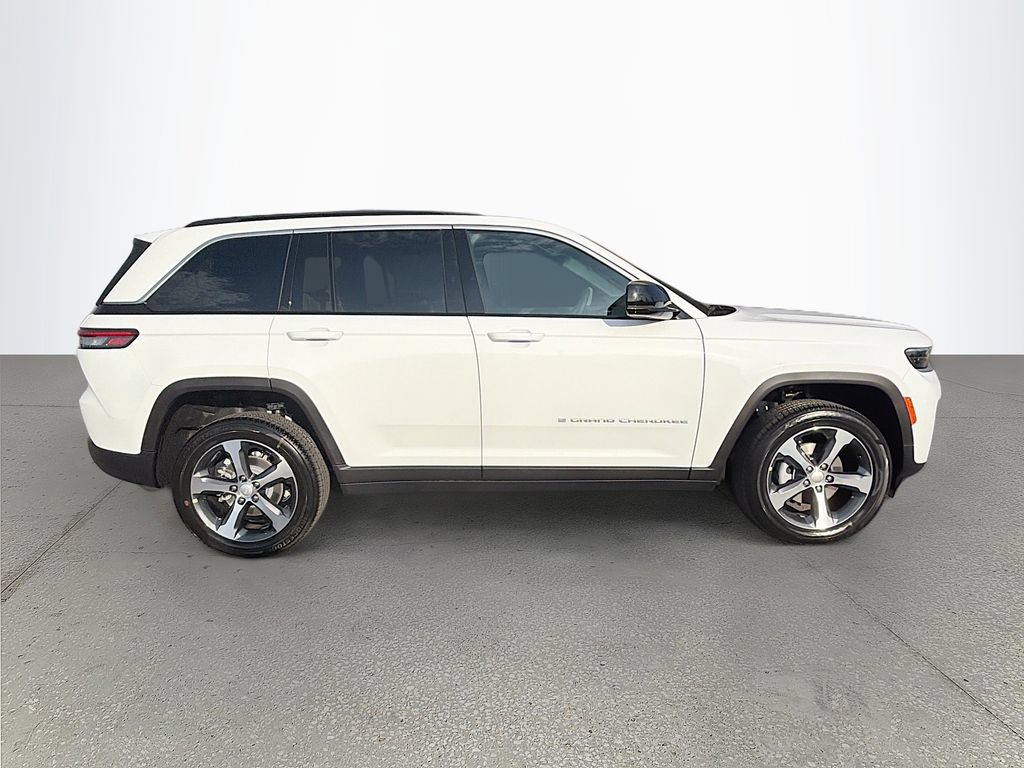 New 2026 Jeep Grand Cherokee Limited AWD/4WD image 3