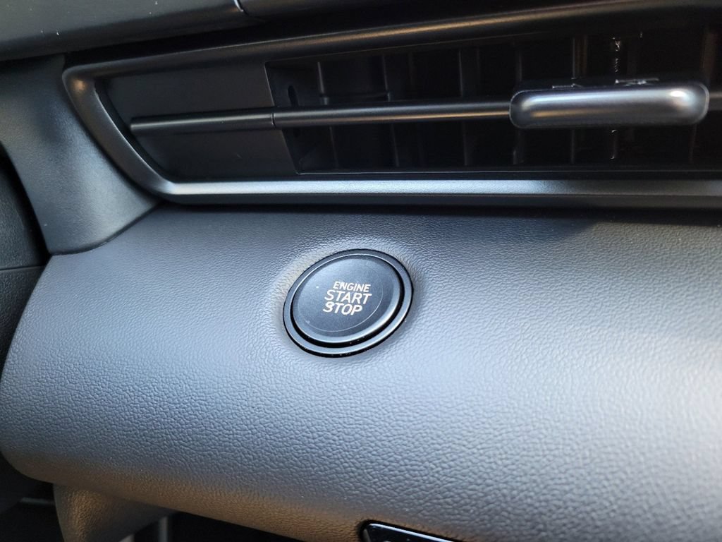 Used 2025 Hyundai Elantra Sport FWD image 24