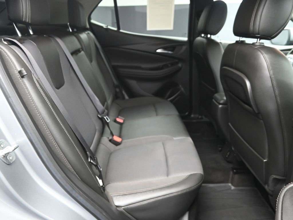 Used 2023 Buick Encore GX Select w/ Sport Touring Package image 33