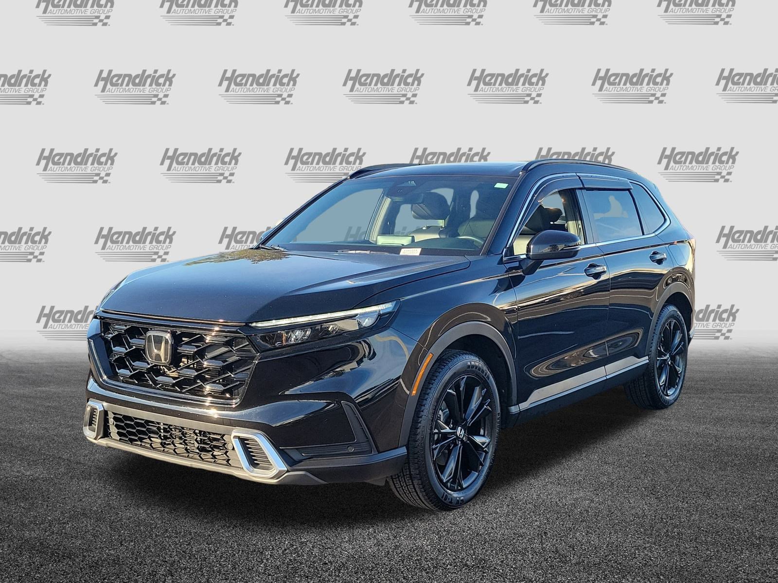 Used 2024 Honda CR-V Sport Touring image 3