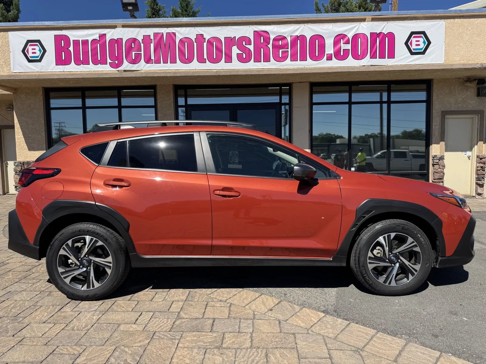 Used 2025 Subaru Crosstrek 2.5i Premium AWD/4WD image 1
