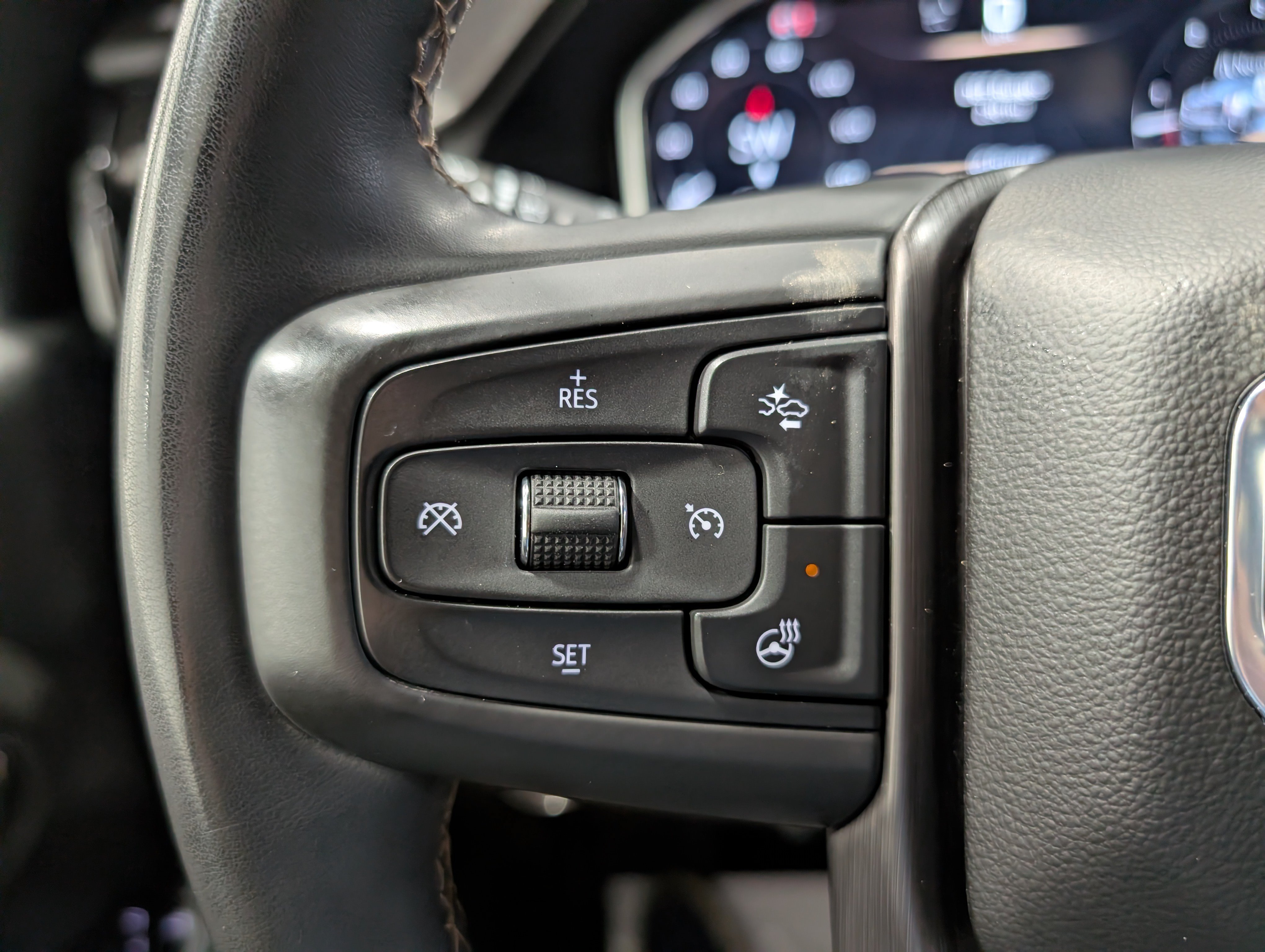 Used 2024 GMC Sierra 2500 AT4 w/ AT4 Premium Plus Package AWD/4WD image 23