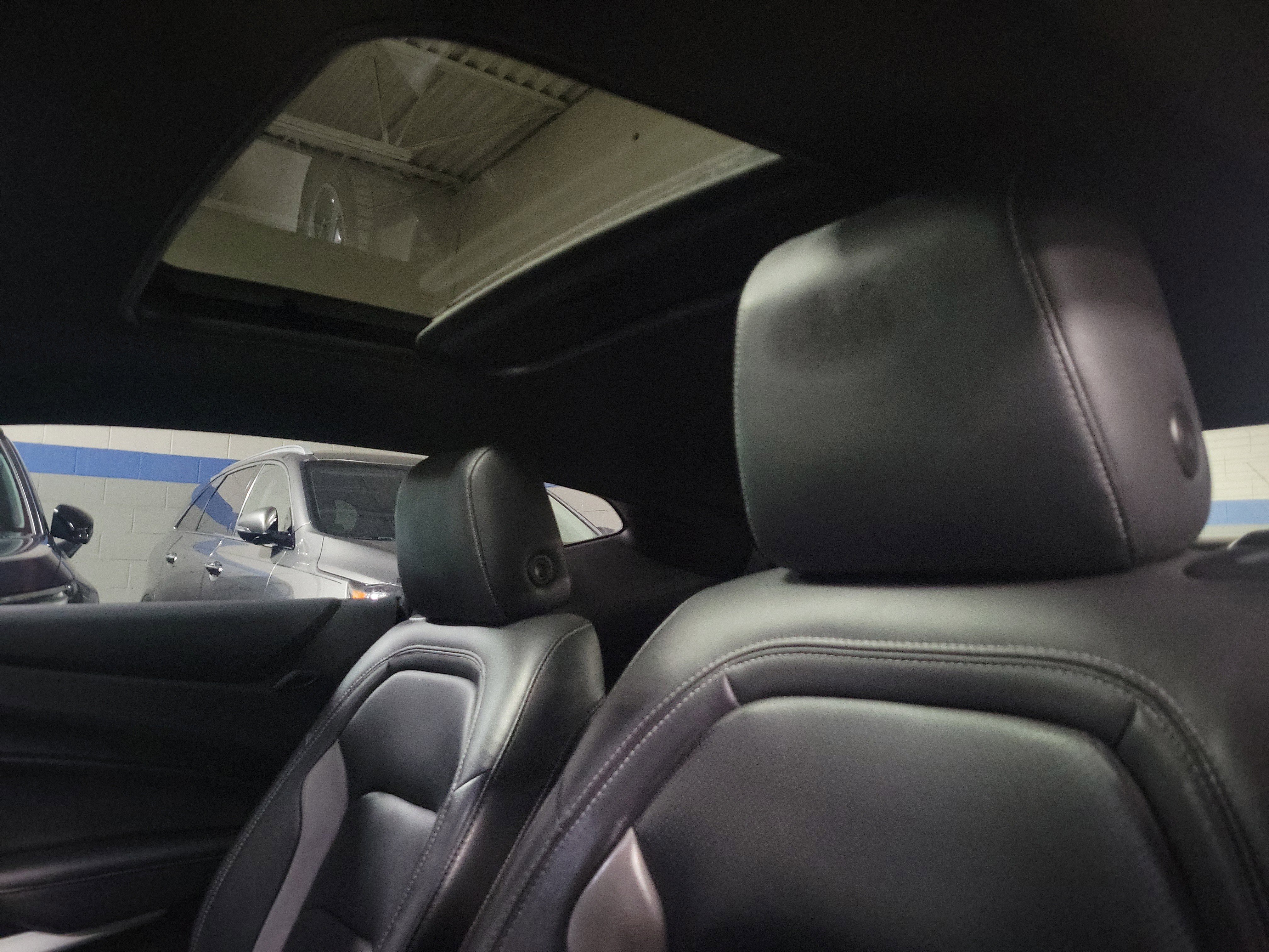 Used 2020 Chevrolet Camaro LT w/ RS Package image 15