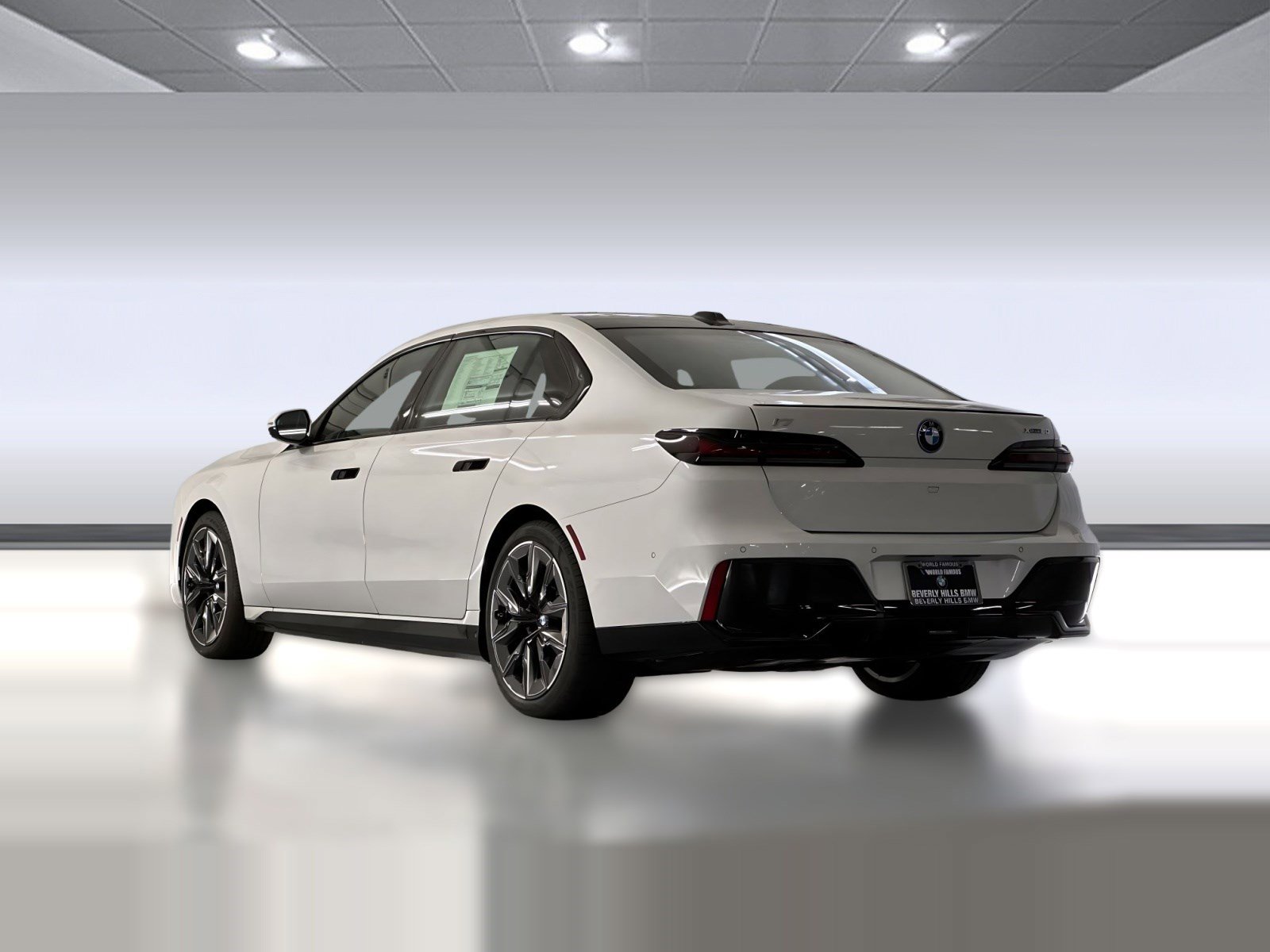 New 2025 BMW i7 xDrive60 w/ Executive Package image 3