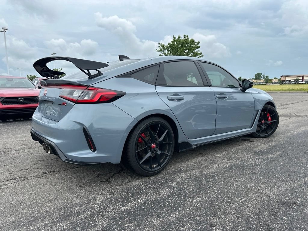 Used 2024 Honda Civic Type R image 11
