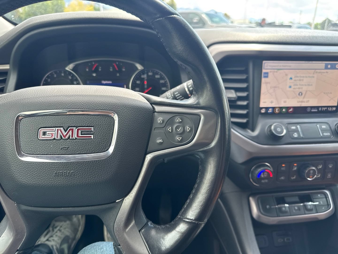 Used 2020 GMC Acadia AT4 w/ Driver Alert Package II AWD/4WD image 24