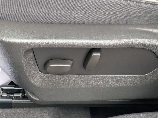 Used 2023 Buick Envision Avenir image 28