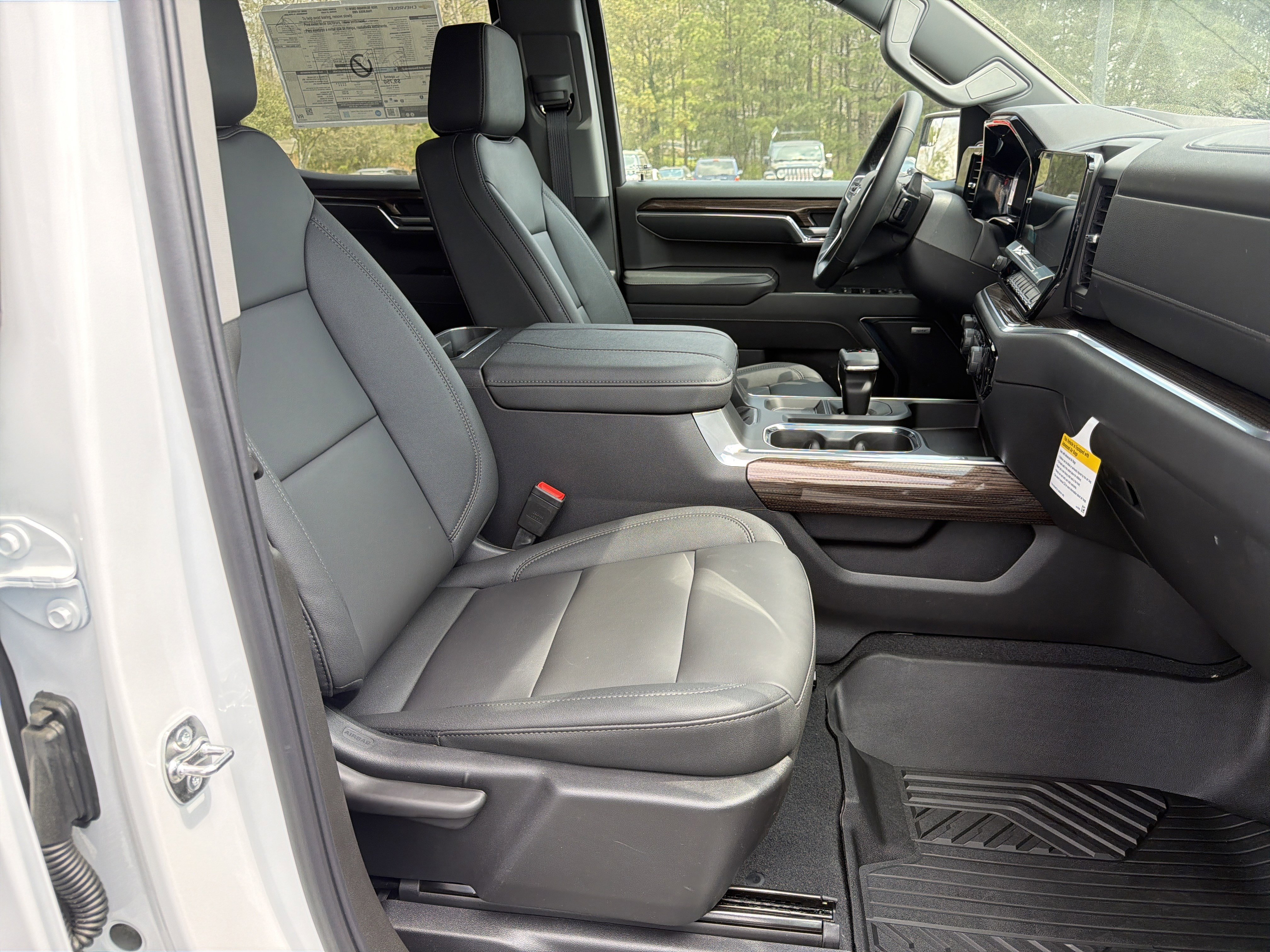 New 2026 Chevrolet Silverado 1500 LT Trail Boss w/ Convenience Package II image 13