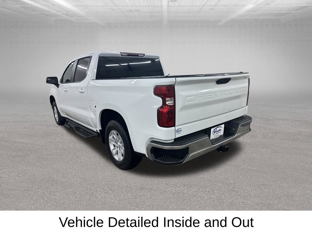 Used 2022 Chevrolet Silverado 1500 LT AWD/4WD image 9
