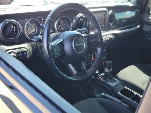 Used 2022 Jeep Wrangler Unlimited Sport AWD/4WD image 5