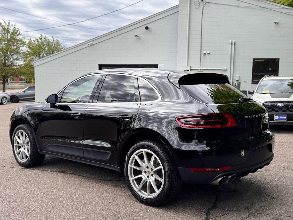 Used 2015 Porsche Macan S AWD/4WD image 4