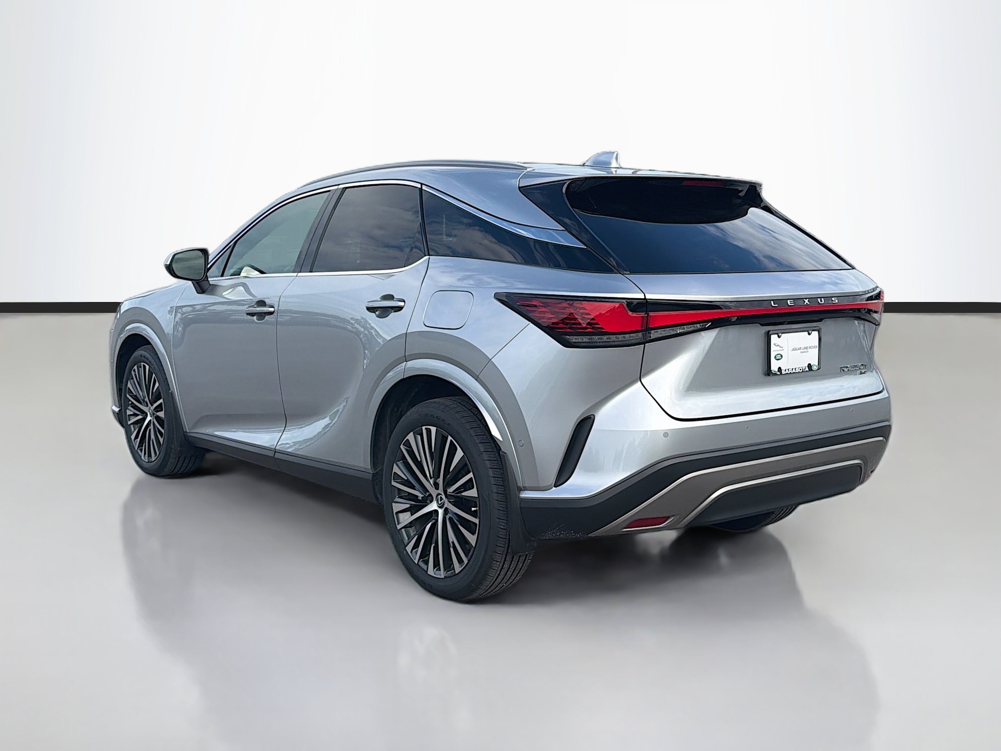Used 2023 Lexus RX 350 w/ Cold Area Package AWD/4WD image 3