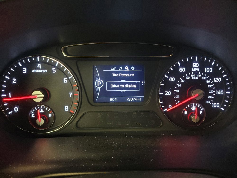 Used 2018 Kia Sorento FWD image 23