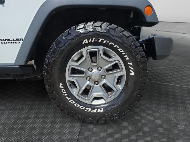 Used 2017 Jeep Wrangler Unlimited Rubicon w/ Connectivity Group AWD/4WD image 35
