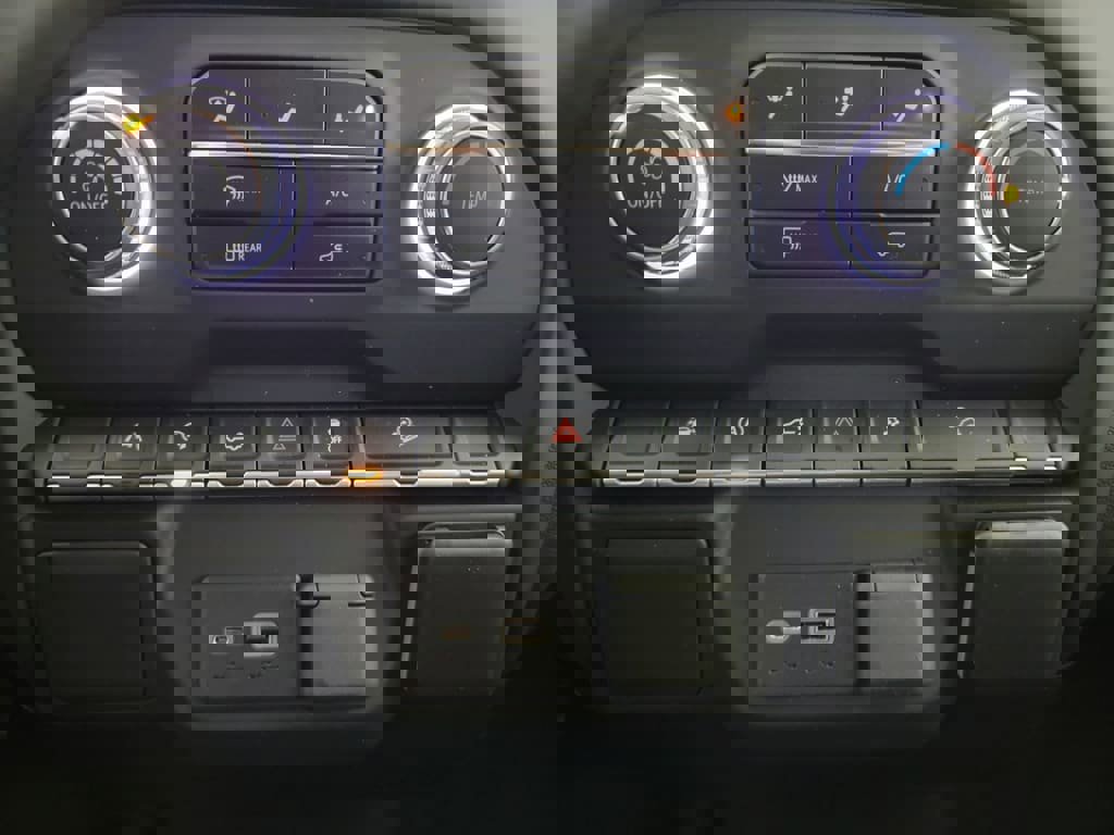 Used 2023 Chevrolet Silverado 1500 Custom Trail Boss image 22