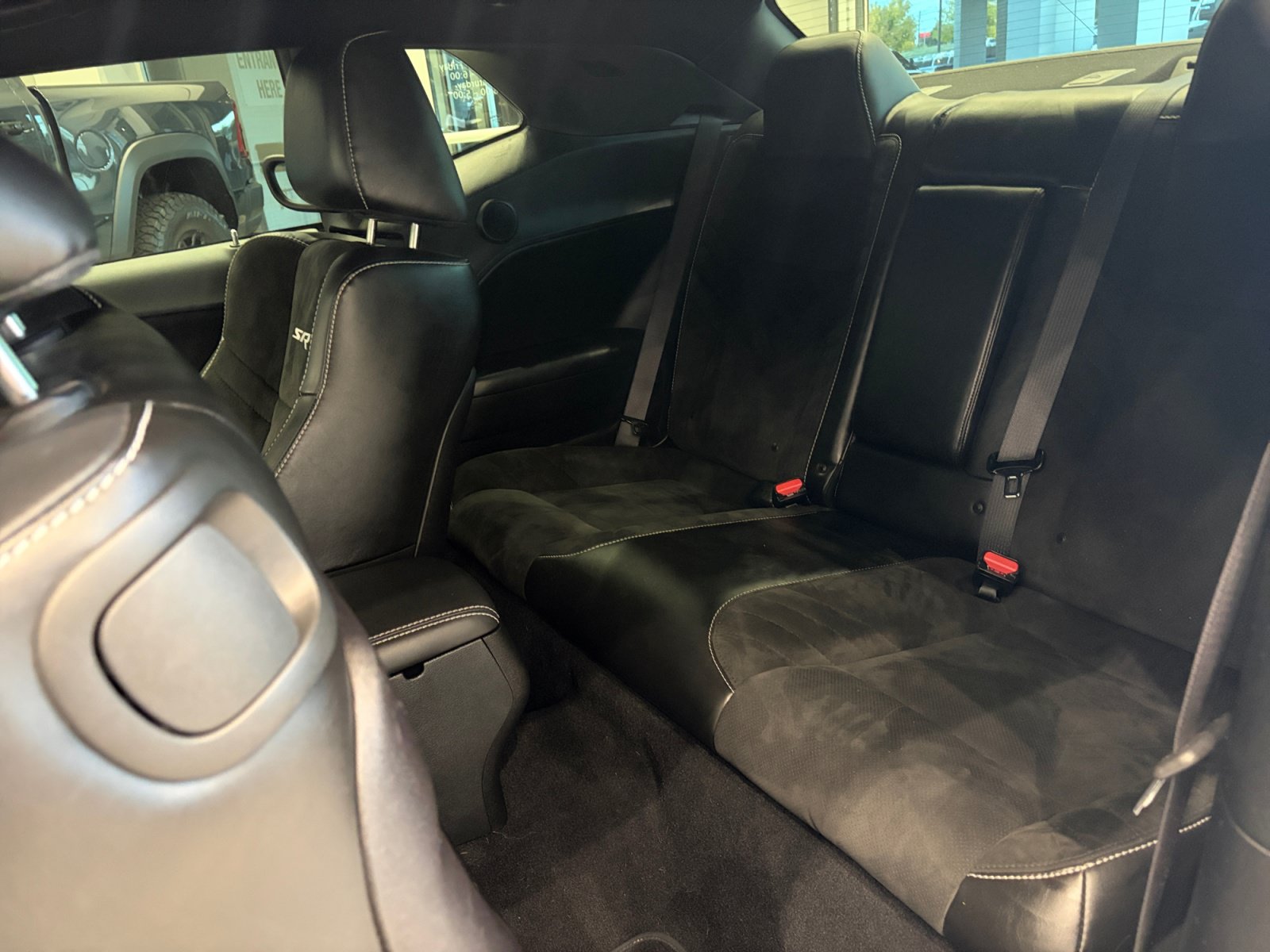 Used 2019 Dodge Challenger SRT Hellcat w/ Plus Package RWD image 28