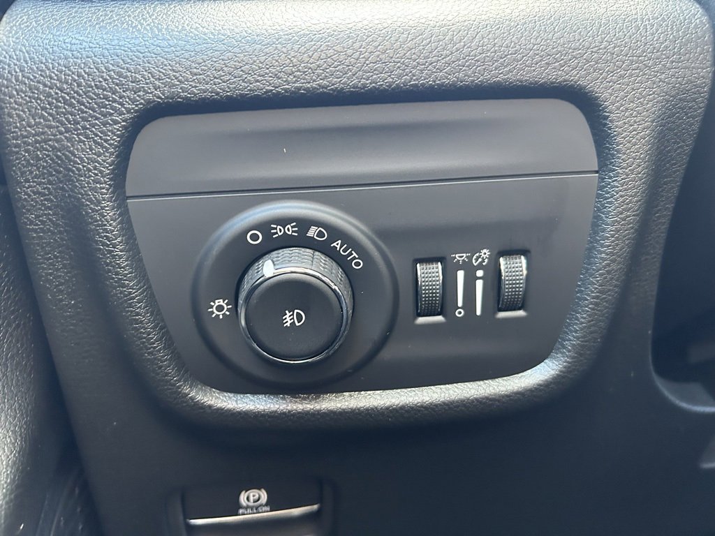 New 2025 Jeep Grand Cherokee Limited image 16