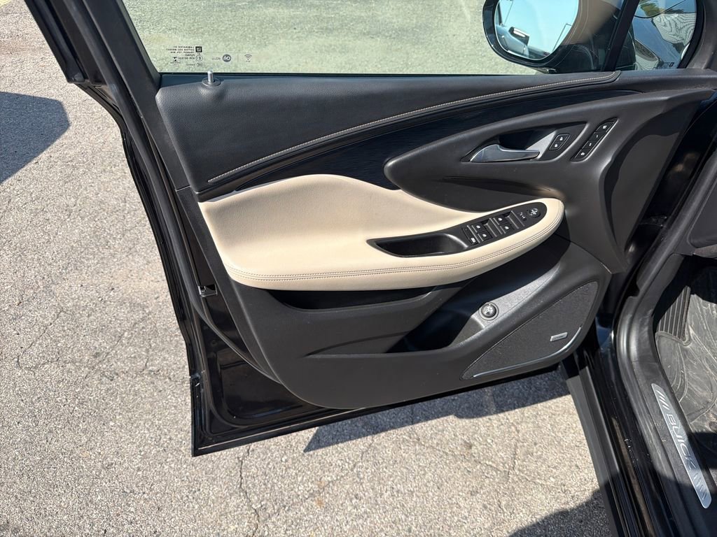 Used 2018 Buick Envision Premium w/ Driver Confidence Package AWD/4WD image 12