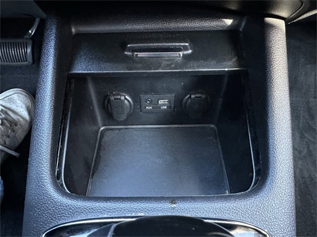 Used 2017 Kia Forte S image 30