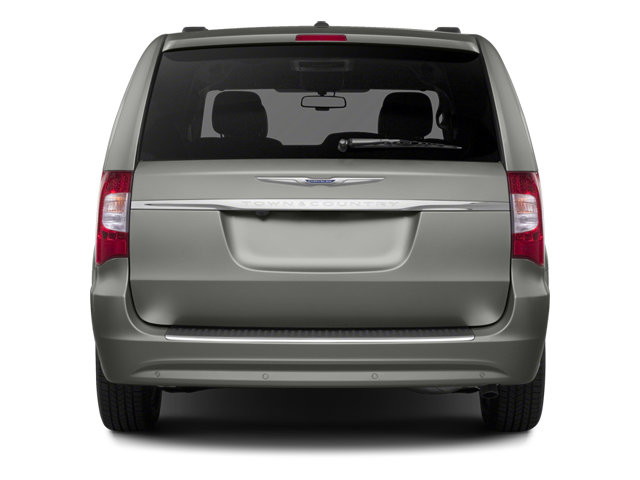 Used 2013 Chrysler Town & Country Touring-L w/ Driver Convenience Group image 5