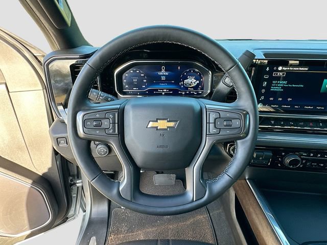 Used 2025 Chevrolet Silverado 2500 High Country image 11