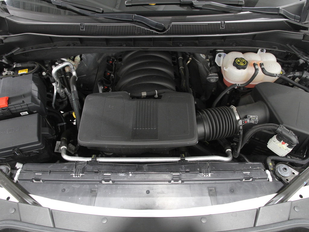 Certified 2023 Chevrolet Tahoe Z71 w/ Luxury Package image 23