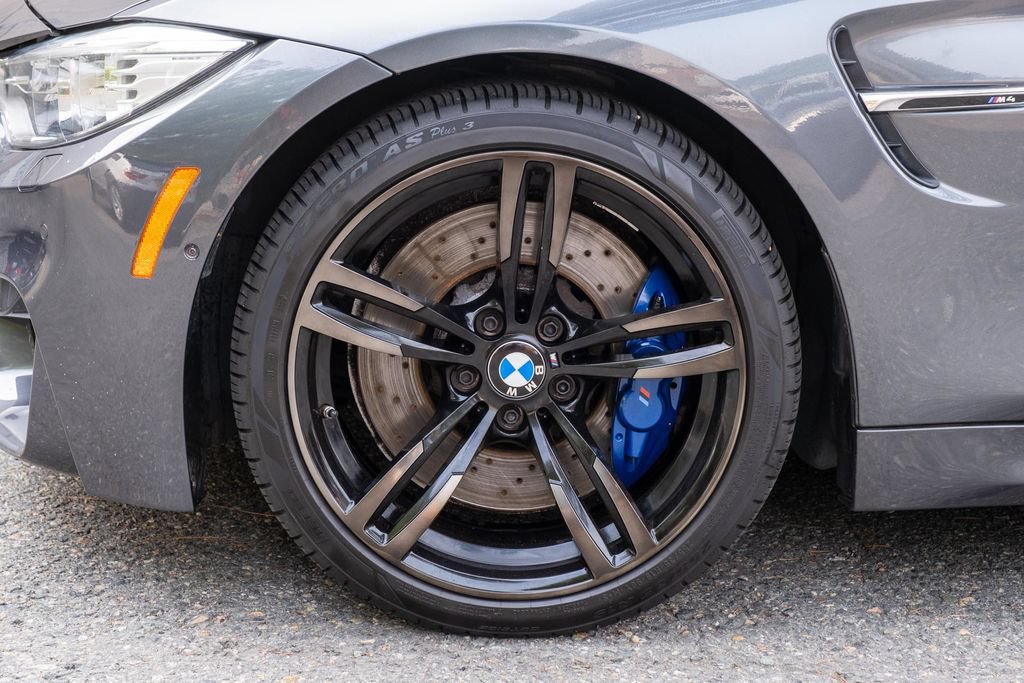 Used 2016 BMW M4 Convertible RWD image 30