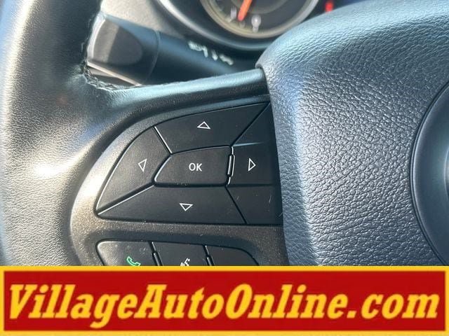 Used 2021 Jeep Cherokee Trailhawk w/ Trailer Tow Group AWD/4WD image 31