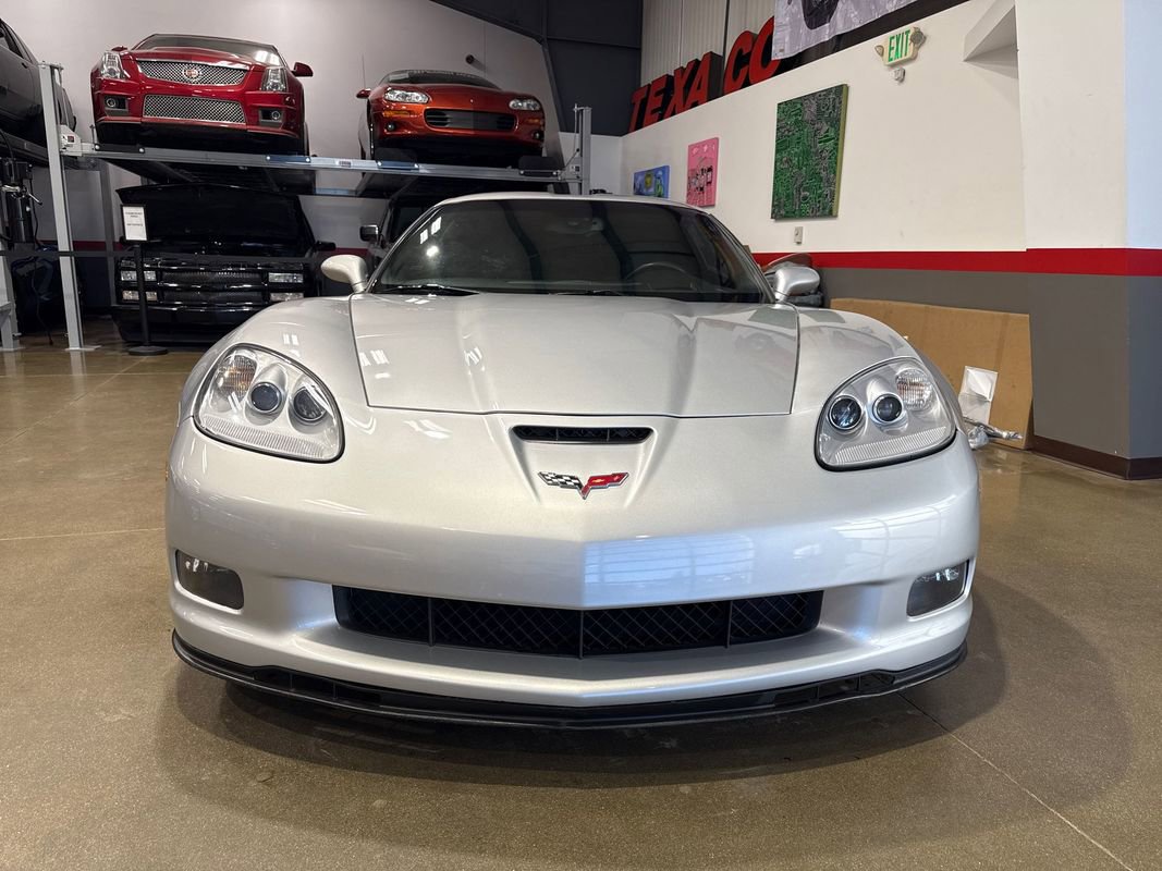 Used 2012 Chevrolet Corvette Grand Sport w/ 3LT Preferred Equipment Group image 7