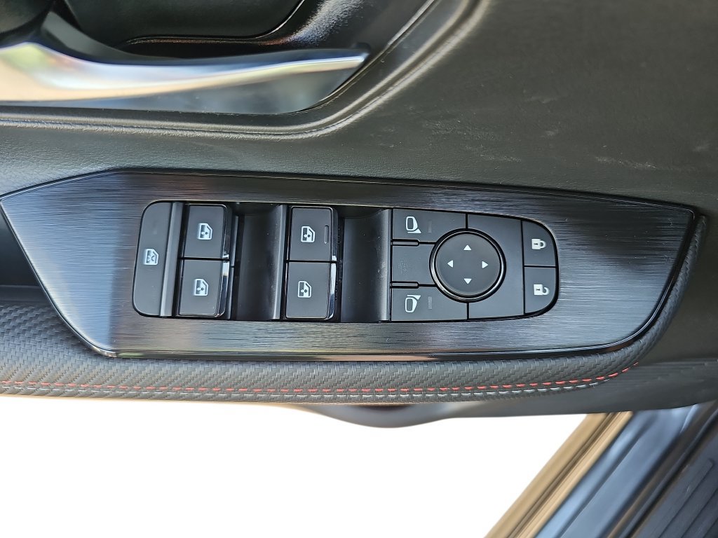 New 2027 Nissan Kicks SR w/ Cold Weather Package FWD image 27