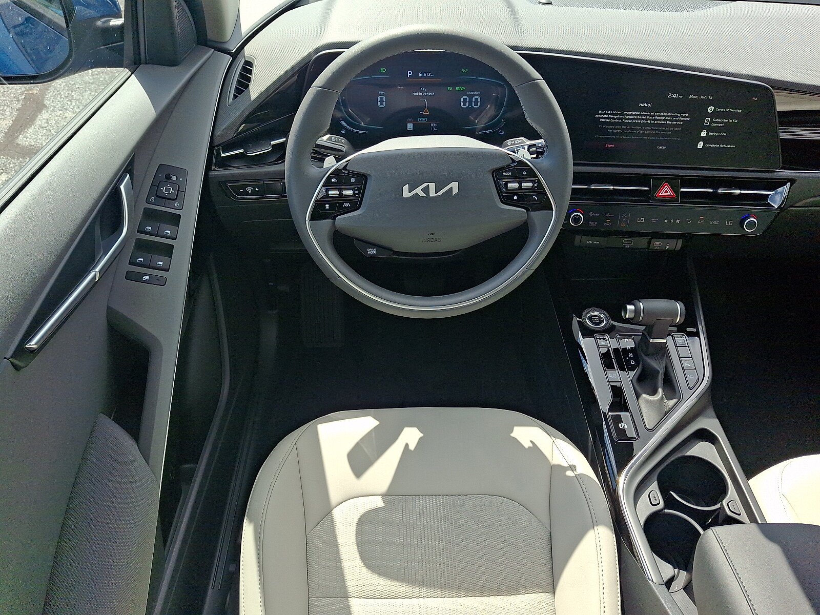 New 2026 Kia Niro EX FWD image 7