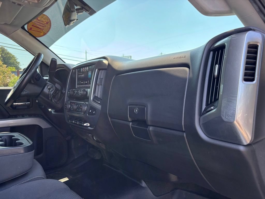 Used 2017 Chevrolet Silverado 1500 LT w/ All Star Edition AWD/4WD image 27