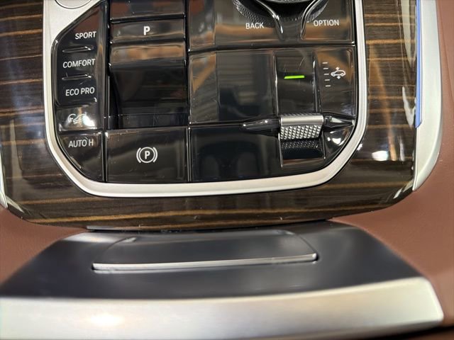 Used 2026 BMW X7 xDrive40i w/ Premium Package image 44