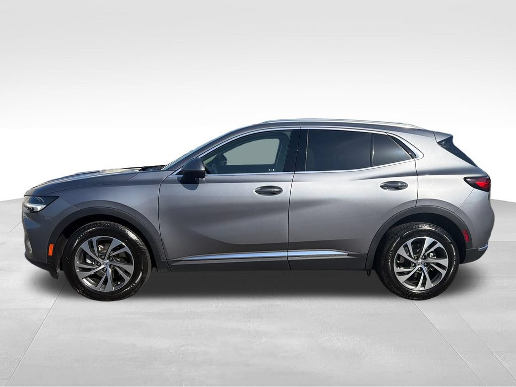 Used 2022 Buick Envision Essence w/ Safety Package FWD image 2