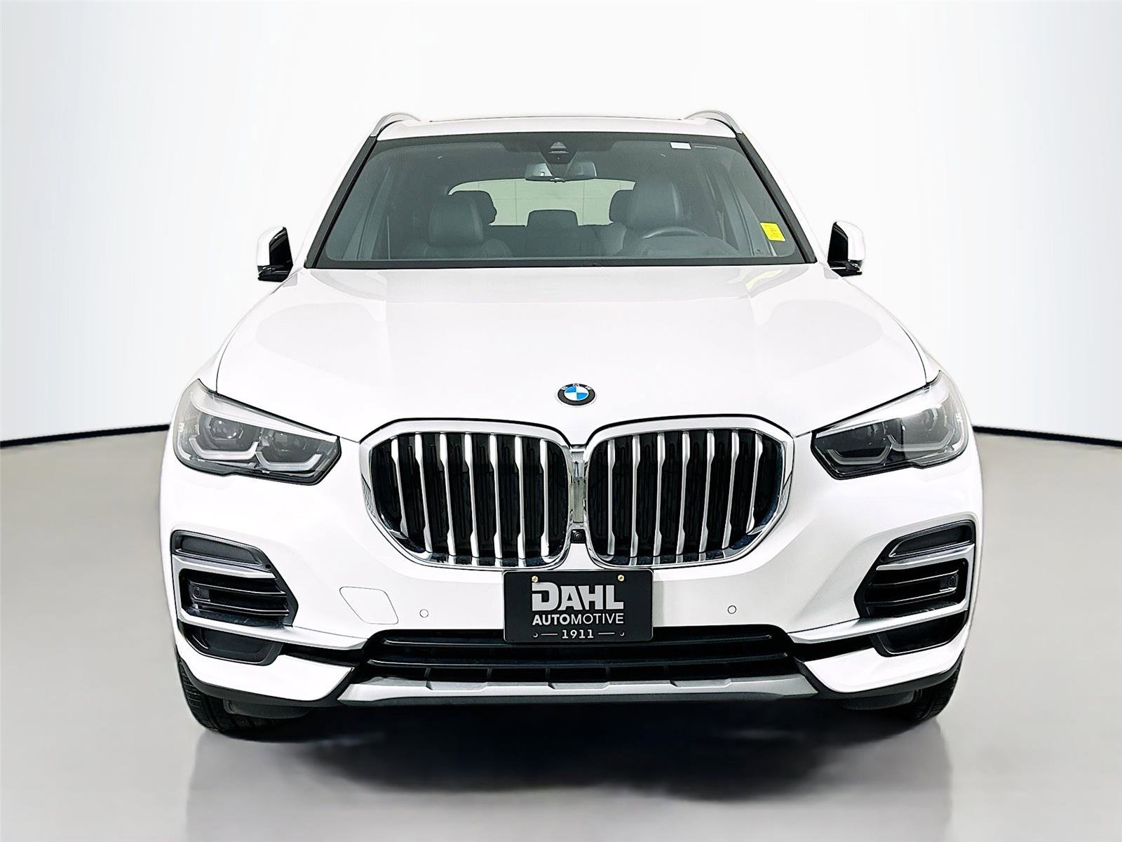 Used 2023 BMW X5 xDrive40i w/ Premium Package image 3