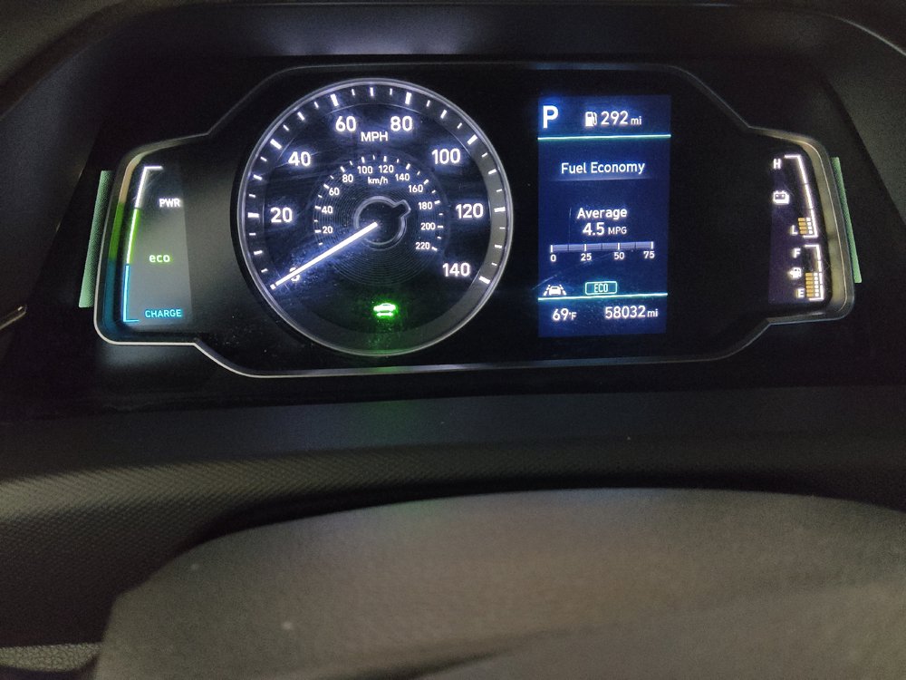 Used 2020 Hyundai Ioniq Blue FWD image 23